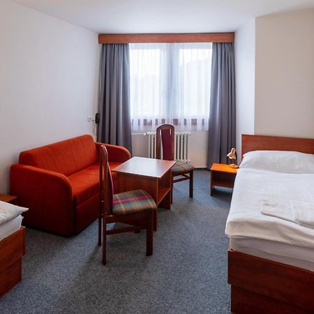 Horni Branna Hotel Regent מראה חיצוני תמונה