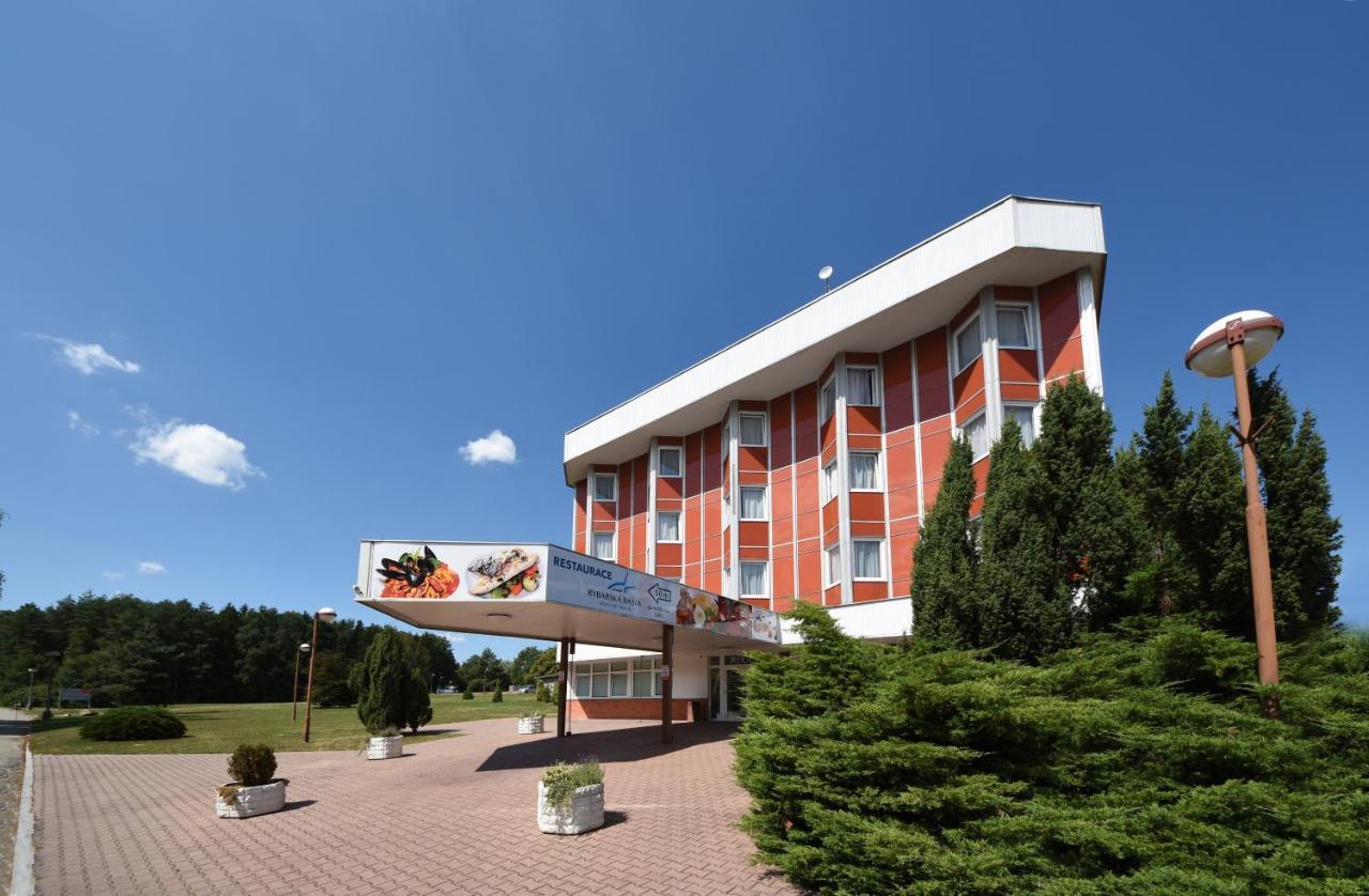 Horni Branna Hotel Regent מראה חיצוני תמונה